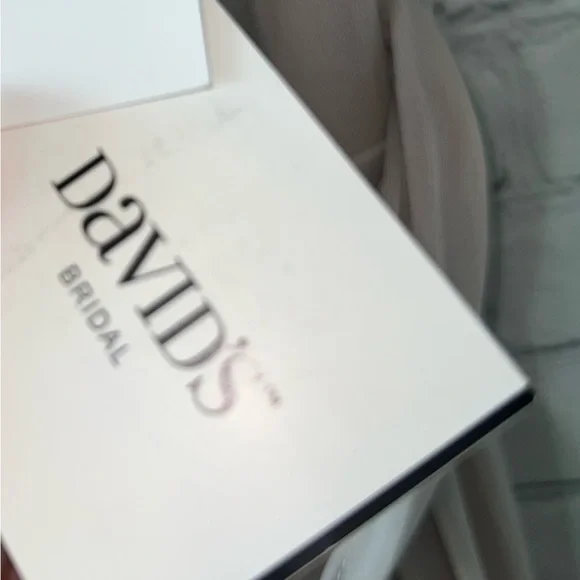 BRAND NWT David’s Bridal Gray Long Biscot Gray Dress size 0 - Picture 13 of 15